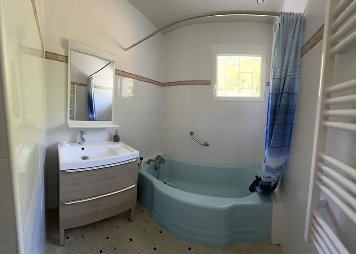 Les Glycines Apartament Nicole